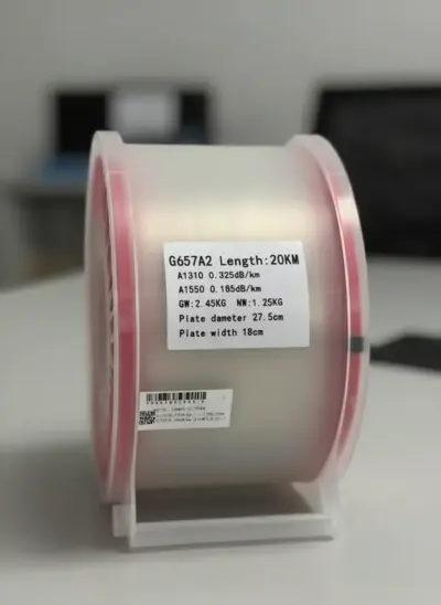 Fibra óptica multimodo de comunicaciones