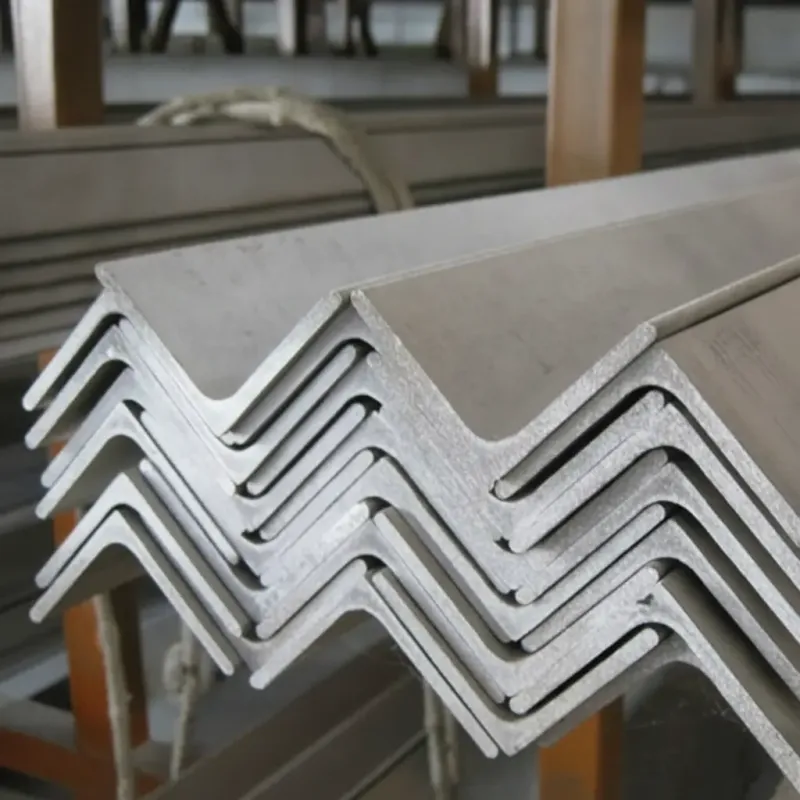 Acero angular